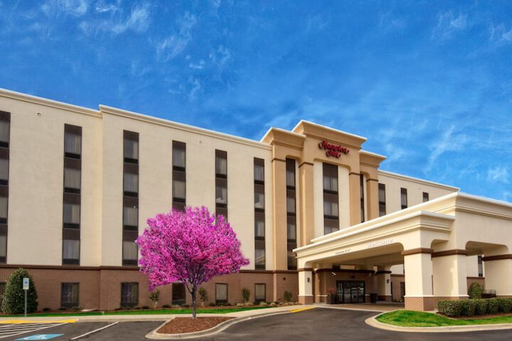 Hampton Inn by Hilton Dunn