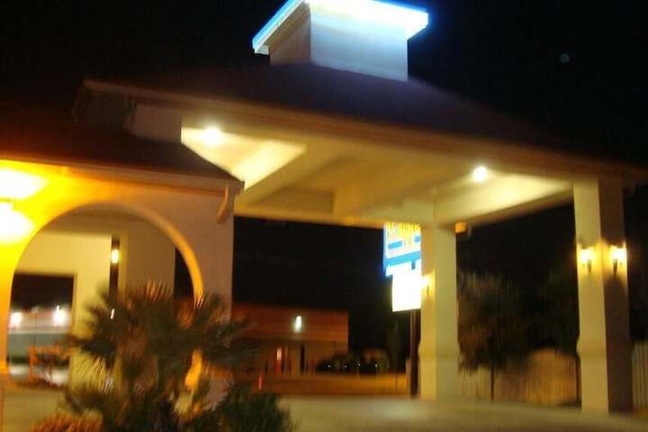 Hotel 6 of 45