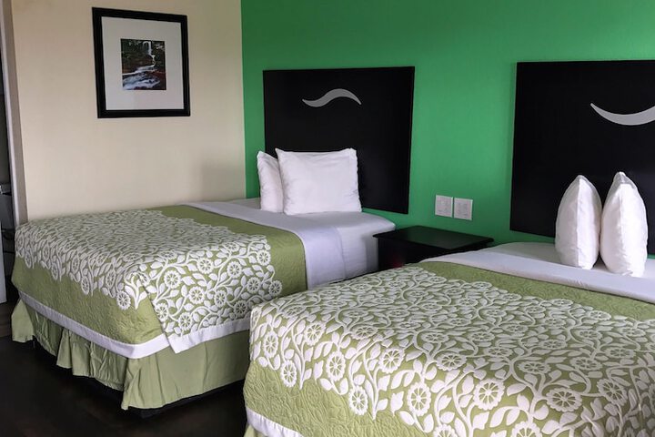 Room 14 of 15