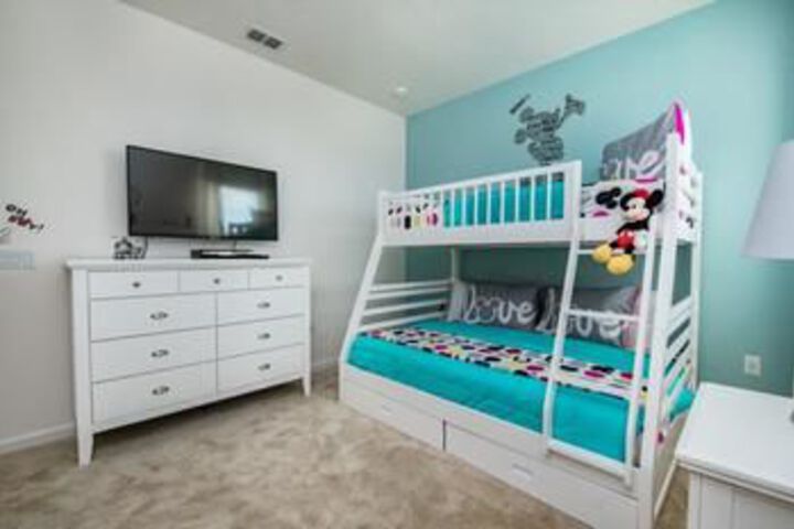 SPACIOUS 10 Bedroom Holiday home by Follow the sun vacation Rentals