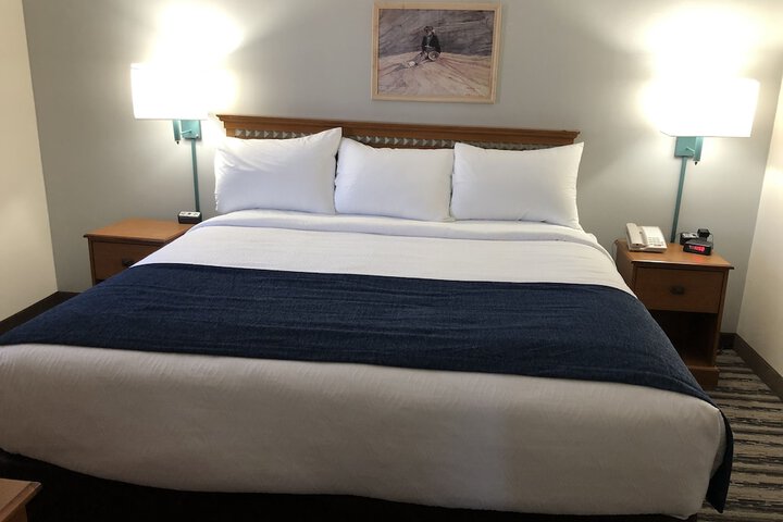 Room 16 of 27