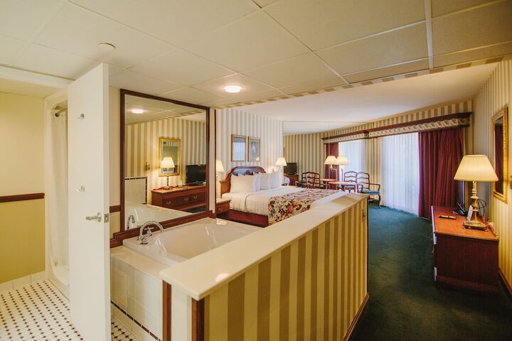 Room 12 of 44