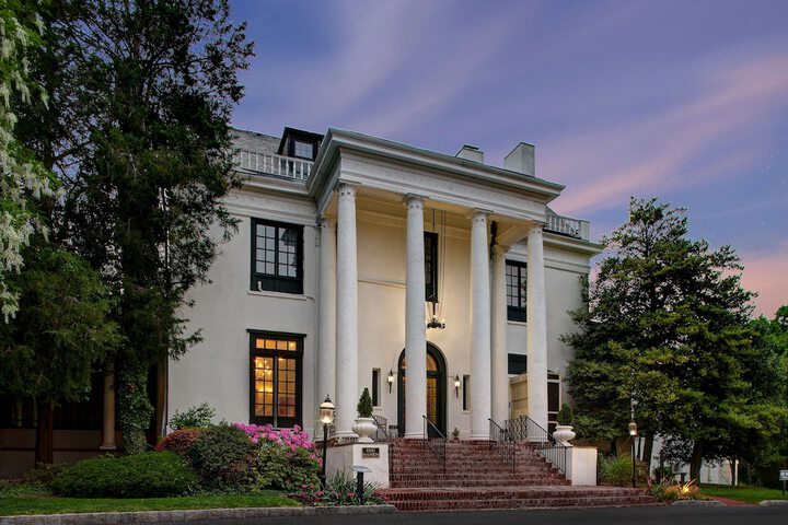 Hotel 6 of 91