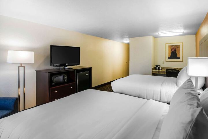 Room 31 of 40