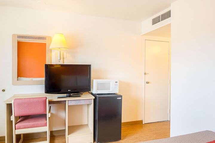 Motel 6 Laramie WY