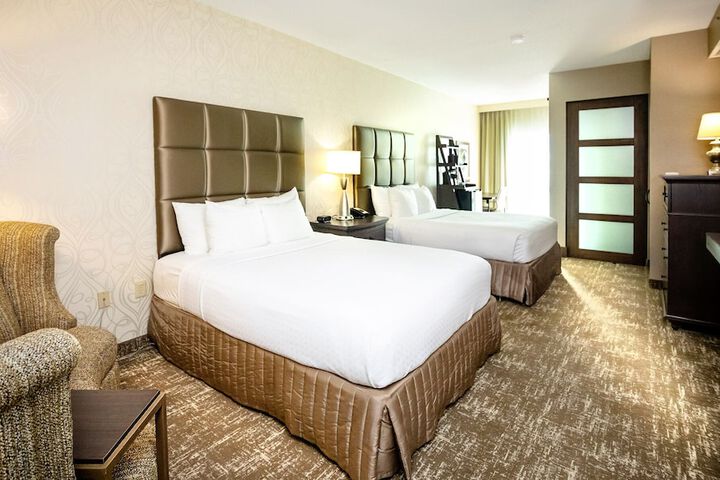 Room 42 of 104
