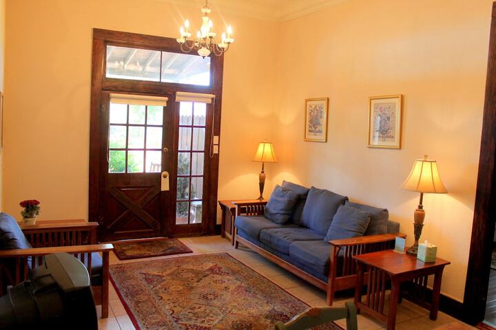 The Hotel Limpia