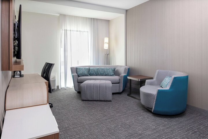 Room 14 of 24