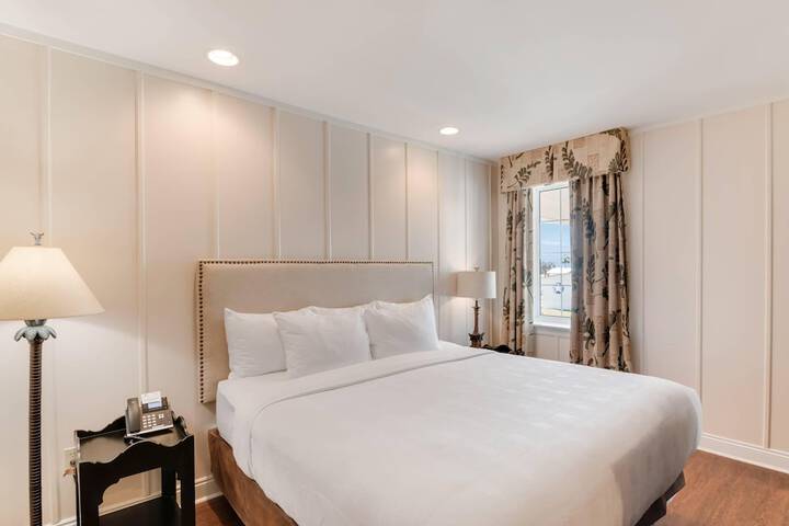 The Port Inn - Port St. Joe an Ascend Collection Hotel