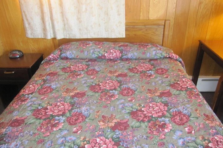 PASSPORT INN UTICA