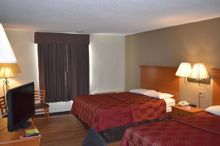 Room 21 of 35