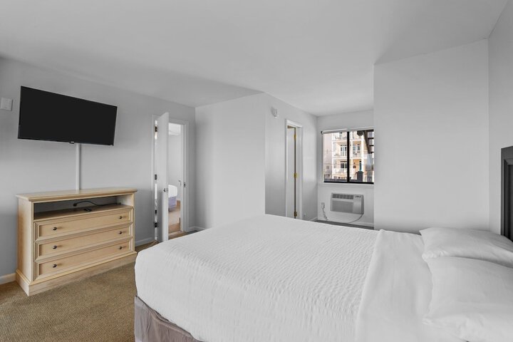 Room 60 of 97