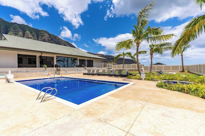 Leale'a by Avantstay Ocean + Mountain Views!