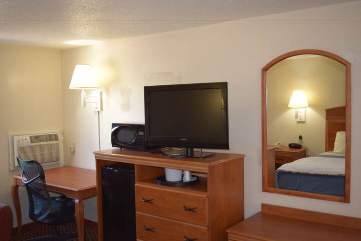 Room 13 of 49