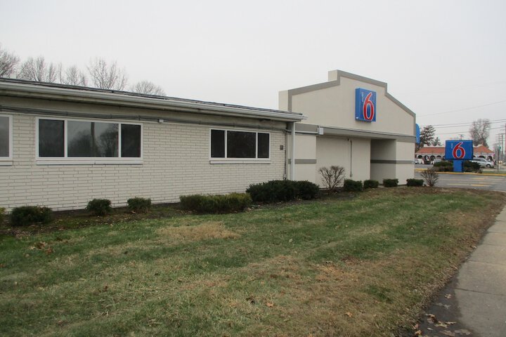 Motel 6 North Olmsted OH - Cleveland
