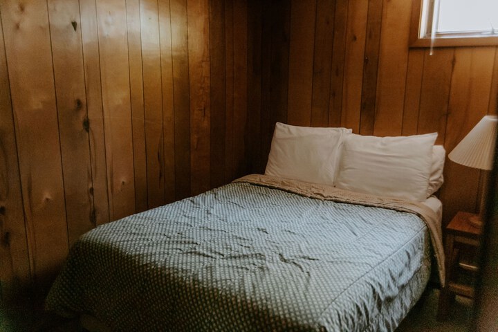 Room 52 of 132