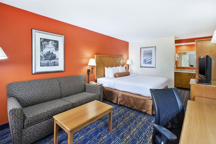 Room 5 of 23