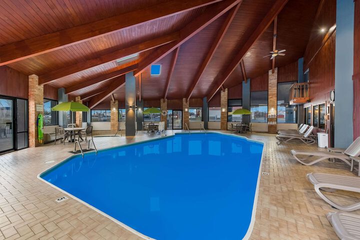 Pool 2 of 15