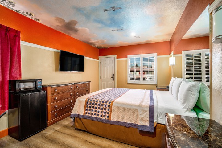 Room 19 of 22