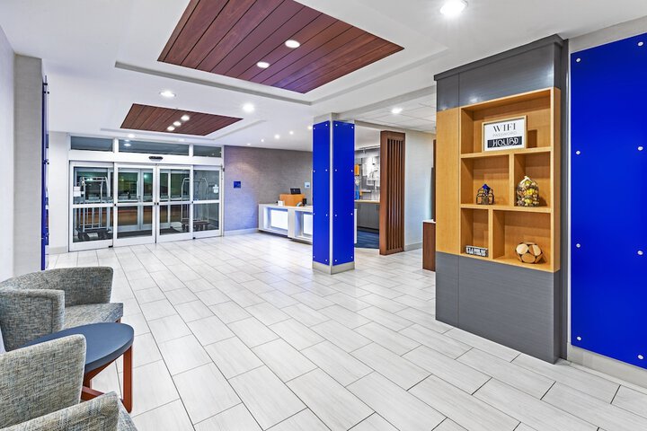 Holiday Inn Express Hotel & Suites - Houston Space Center by IHG