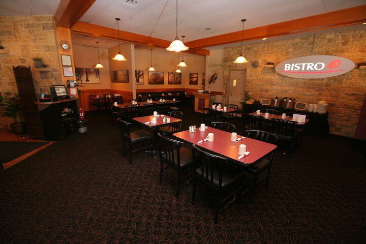 Dining 44 of 56