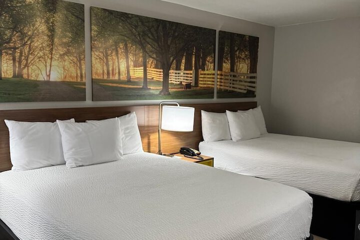 Days Inn by Wyndham Clanton AL