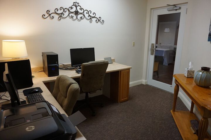 Business Center 33 of 33