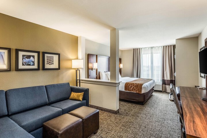 Comfort Suites Channelview - Houston East
