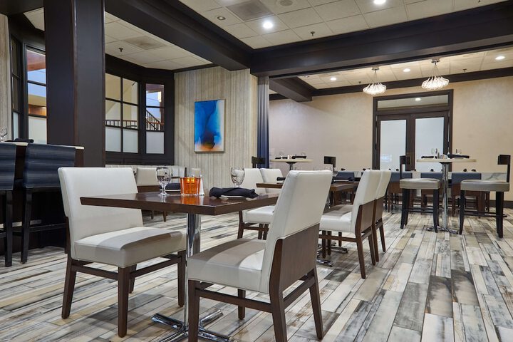 Hilton Knoxville