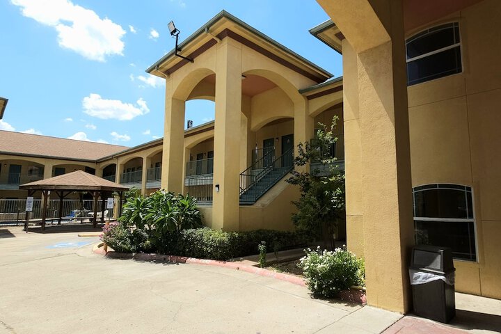 Texas Inn and Suites RGV