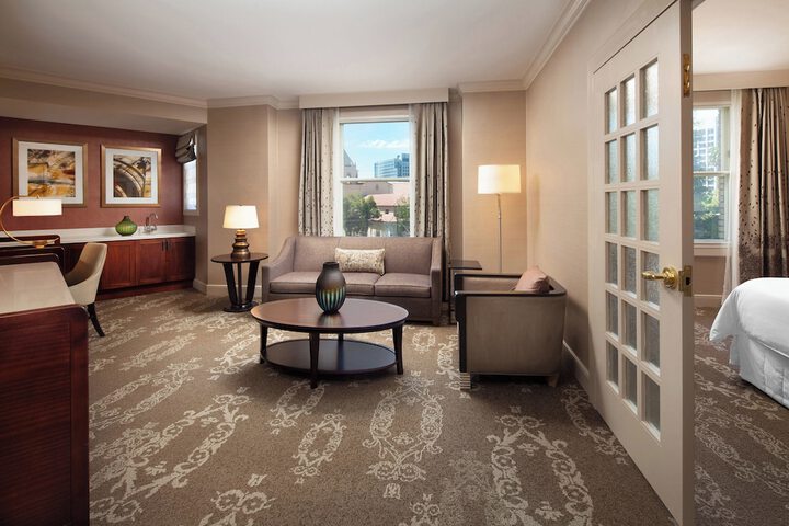 Room 28 of 41