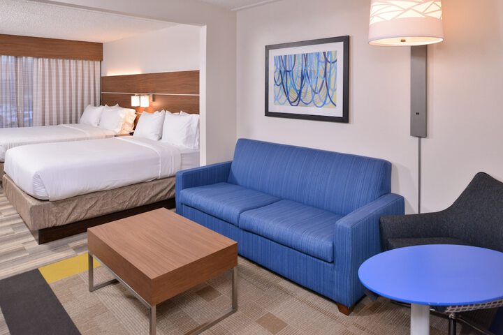 Room 34 of 67