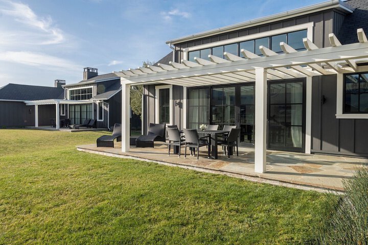 Terrace/Patio 136 of 142
