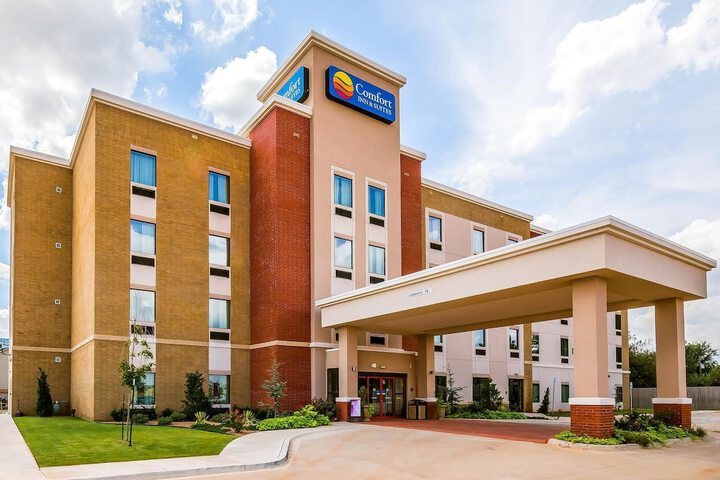 Hotel 6 of 38