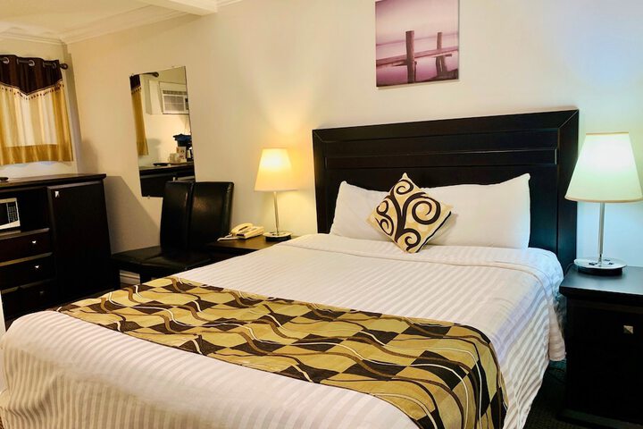 Room 21 of 57