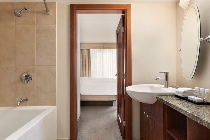 Room 20 of 48