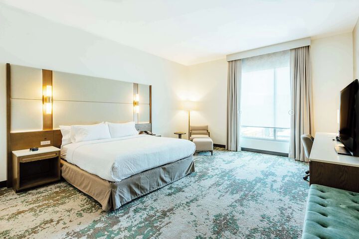 Room 40 of 120