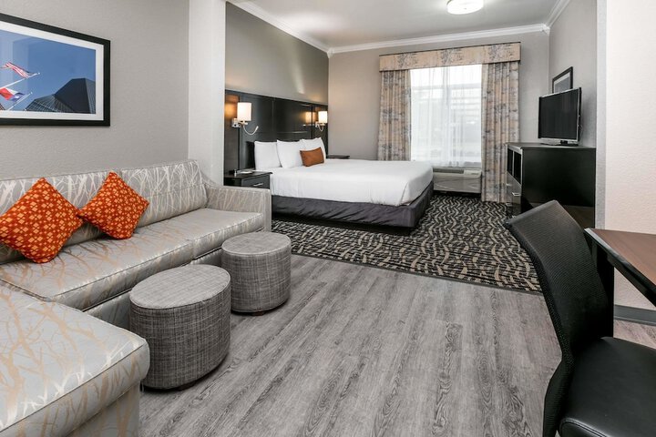Room 18 of 29