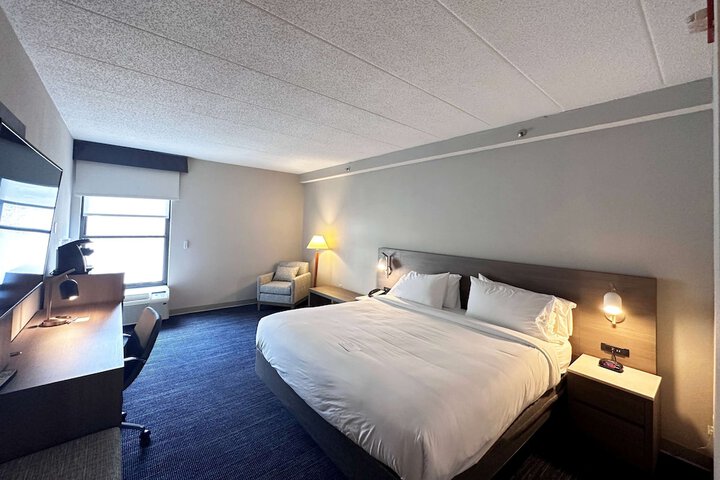 Room 5 of 21