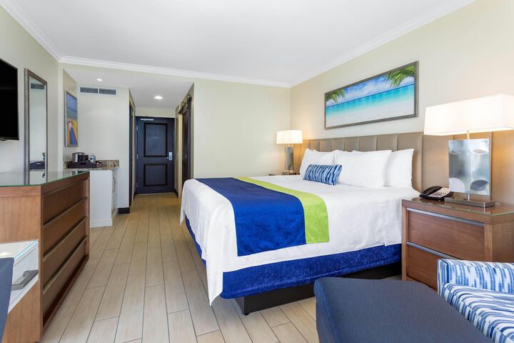 Wyndham Deerfield Beach Resort