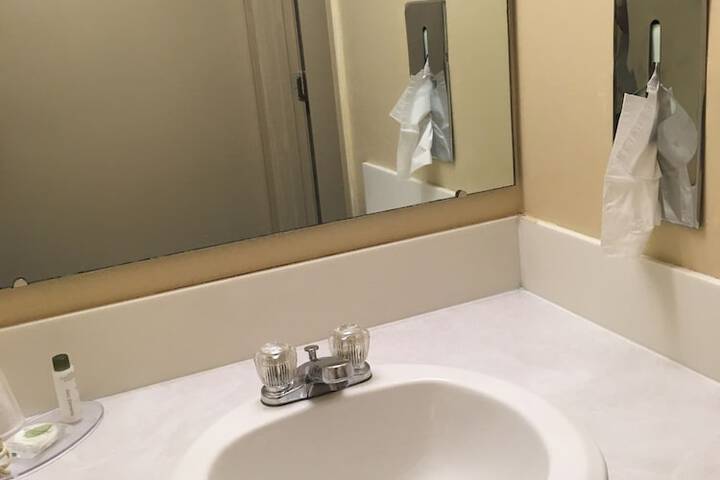 Room 14 of 31