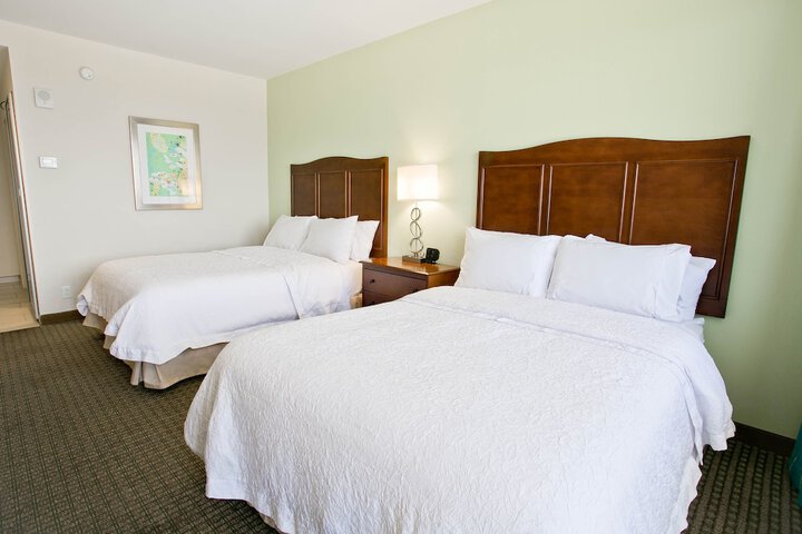 Room 44 of 146