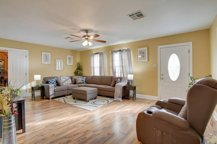 Donaldsville Vacation Home Near Mississippi River