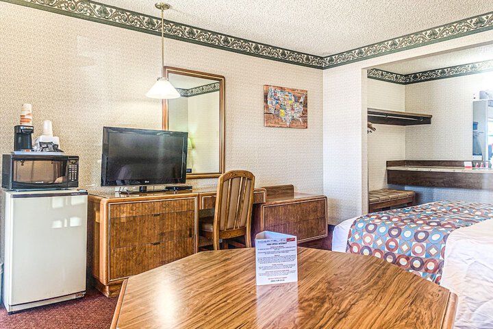 Econo Lodge Inn & Suites Winnemucca