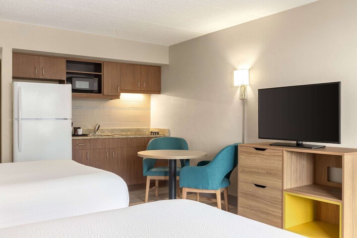 Room 20 of 47