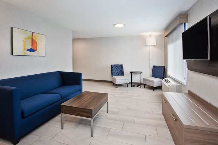 Room 86 of 121