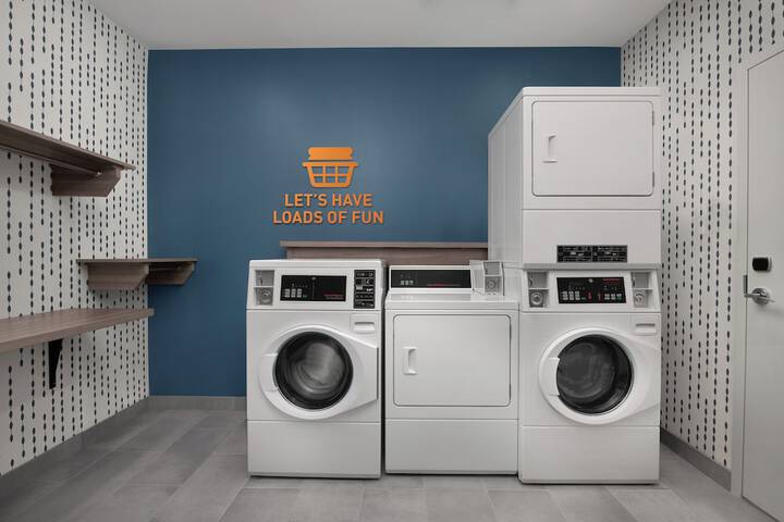 Home2 Suites by Hilton Syracuse Liverpool Airport Area