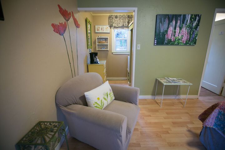 Room 141 of 236