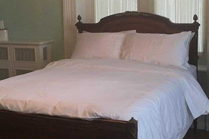 Room 15 of 26