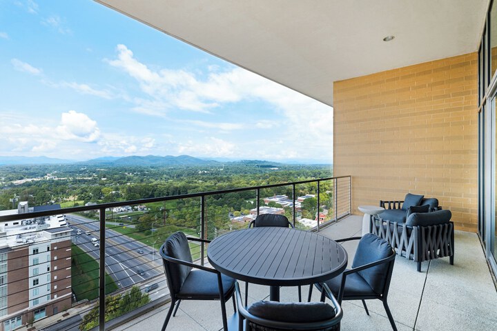 Hotel Indigo Asheville Downtown by IHG